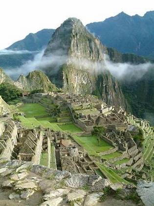 Machu%20Picchu%20Ruins.jpg