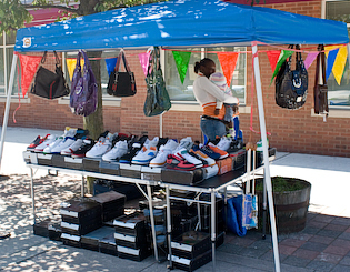 082008_StreetVendors-1.jpg