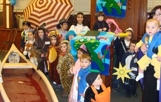 Kids%20in%20Synagogue.jpg